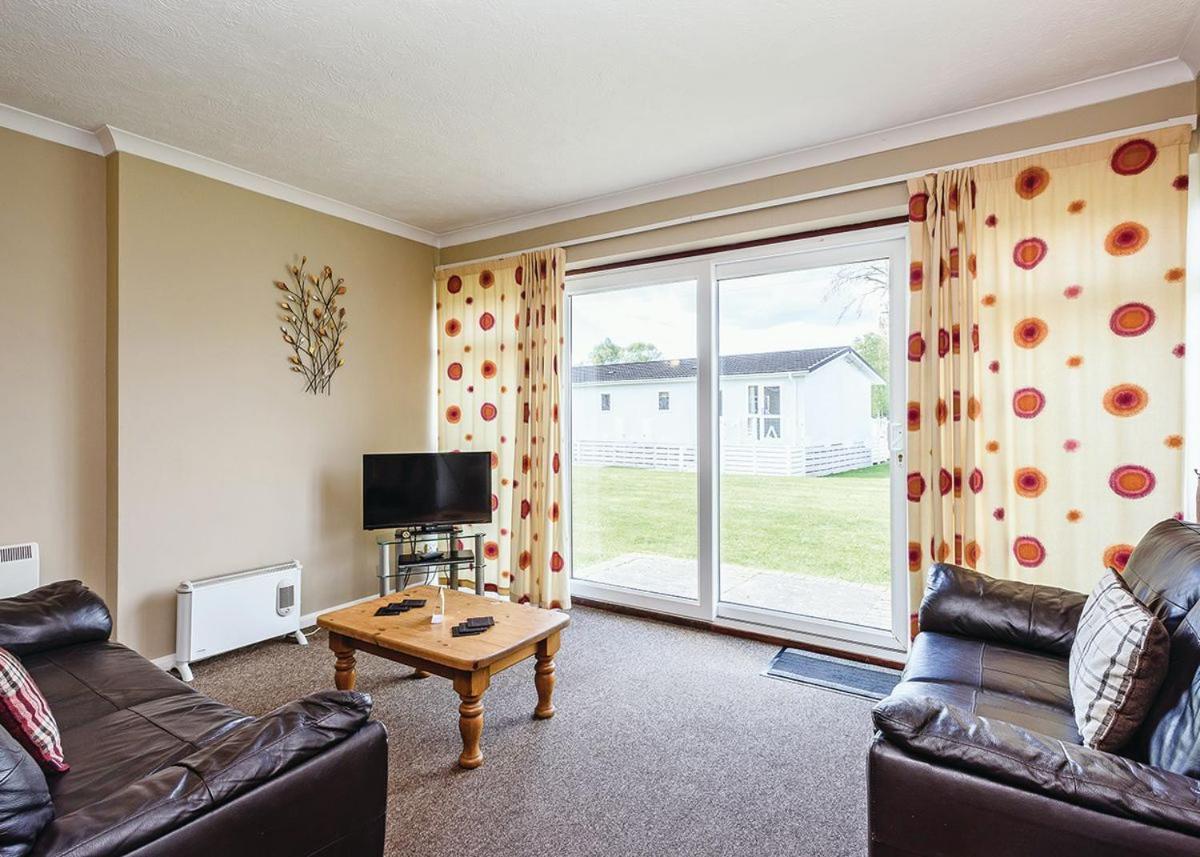 Broadlands Park And Marina Hotell Pakefield Rom bilde